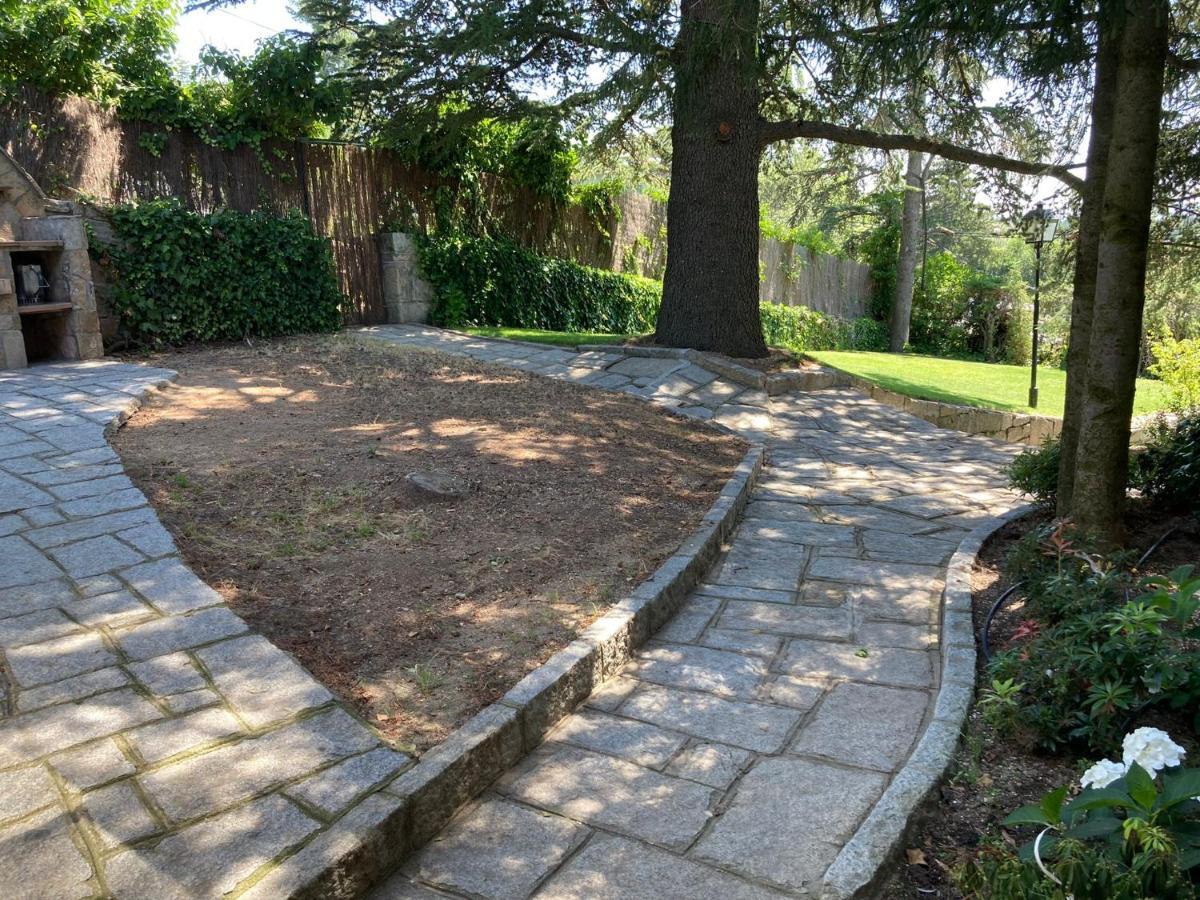 Los Cedros, Gran Chalet Con Piscina Y Apartamento En Navacerrada Vila Exterior foto